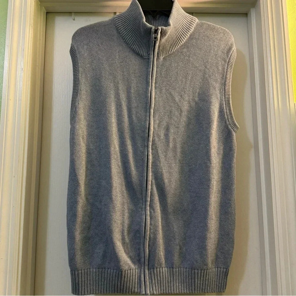 Weatherproof Vintage Light Blue Heather Sleeveless Vest - Picture 1 of 6